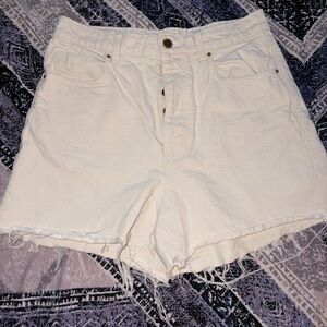 Zara Women's White Jean Shorts Size 8